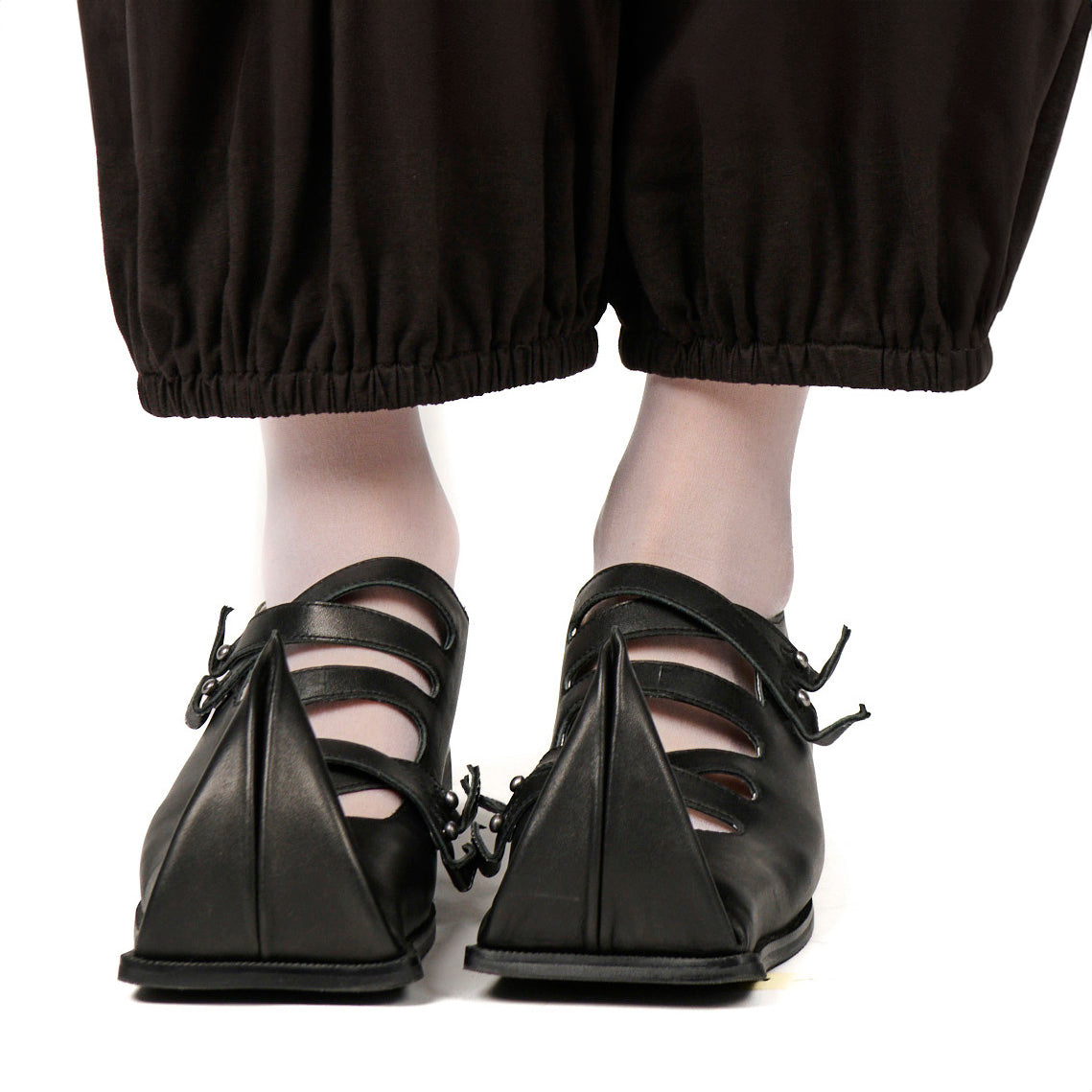 Black Folded Poulaines